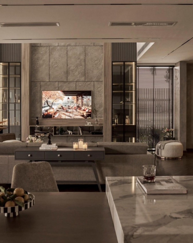CLASSIC TAUPE HOUSE
